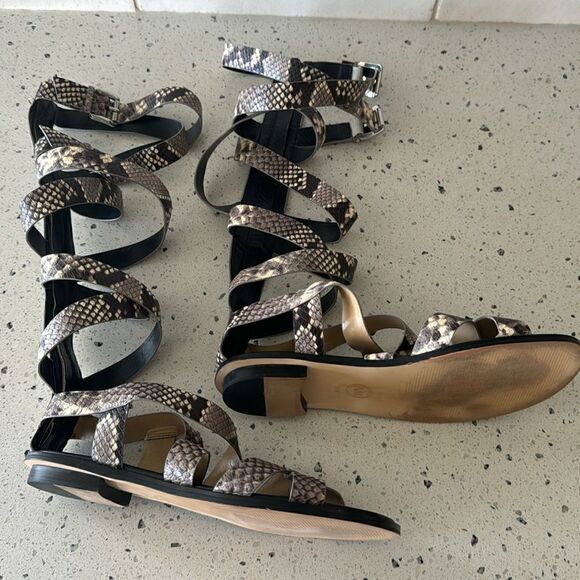 MICHAEL Michael Kors Darby Leather Snake Printed Tall Gladiator Sandals Size 8M - Picture 5 of 16